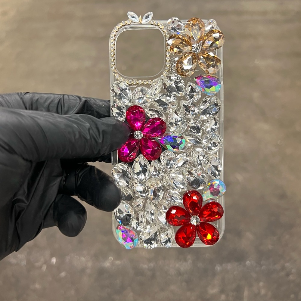 iPhone 14 (6.1) Designer Bling Case